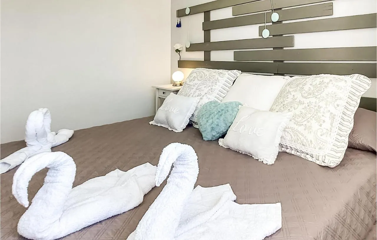 Holiday home 2 Bedroom Awesome Home In Chiclana De La Fronter Chiclana de la Frontera